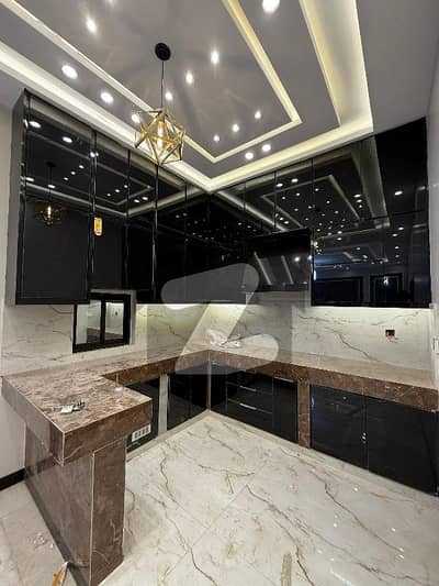 BRAND NEW HOUSE AVAILABLE FOR SALE Location Model Colony Sheet 15 Single Story -Water Sweet & Boring -K-E & SUI GAS Available -126 Sqr yard - BRAND NEW HOUSE AVAILABLE FOR SALE Location Model Colony Sheet 15 Single Story -Water Sweet & Boring -K-E & SUI GAS Available -126 Sqr yard -