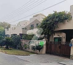 3-Bedroom Luxury House in Askari 10 | 10 Marla | Premium Amenities | Ideal for Families & Investors 3-Bedroom Luxury House in Askari 10 | 10 Marla | Premium Amenities | Ideal for Families & Investors