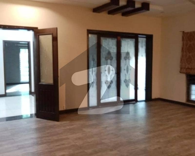 1 Kanal Upper Portion for Rent in DHA Phase 3 Block W 3 Beds, Separate Gate & Utilities, Prime Family Living! 1 Kanal Upper Portion for Rent in DHA Phase 3 Block W 3 Beds, Separate Gate & Utilities, Prime Family Living!