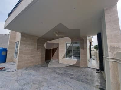 | Brand New 10 Marla Ground Portion Available For Rent On Prime Location| | Brand New 10 Marla Ground Portion Available For Rent On Prime Location|