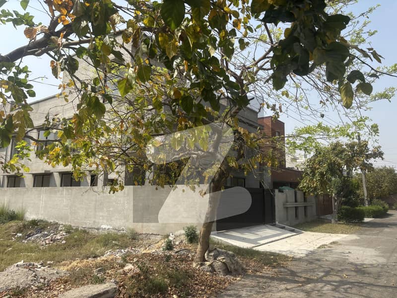 VALENCIA TOWN ONE KANAL WITH BEST PRICE IS AVAILABLE FOR SALE VALENCIA TOWN ONE KANAL WITH BEST PRICE IS AVAILABLE FOR SALE
