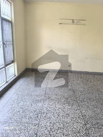 House CDA Transfer 3 Bed & 3 Bath DD Tv Lounge & Kitchen