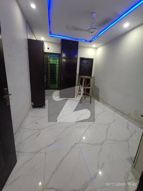 Beautiful Independent Flat 1 Bed Attach Washroom Beautiful Independent Flat 1 Bed Attach Washroom