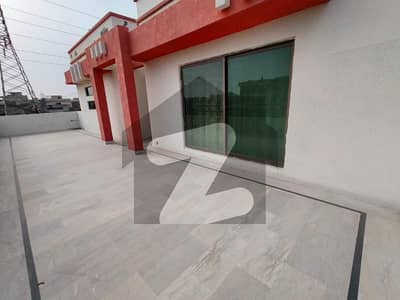 ڈی ایچ اے فیز 4 ڈیفنس (ڈی ایچ اے),لاہور میں 4 کمروں کا 1 کنال مکان 2.3 لاکھ میں کرایہ پر دستیاب ہے۔