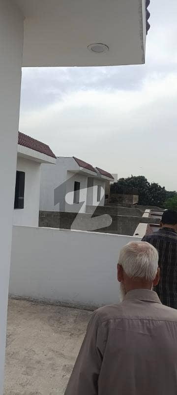 رستم پارک لاہور میں 3 کمروں کا 3 مرلہ مکان 1.39 کروڑ میں برائے فروخت۔