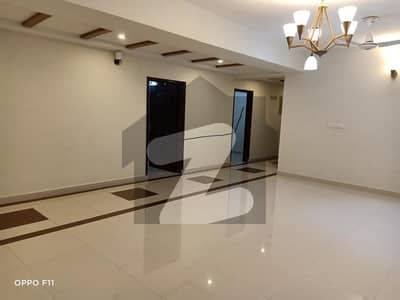 10 MARLA 3 BED FLAT AVAILABLE FOR RENT WITH GAS IN ASKARI 11