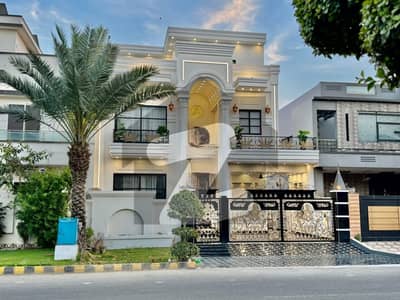 10 Marla House For Rent Top Heighted Location