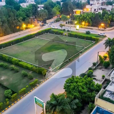 ڈی ایچ اے فیز 6 - بلاک ای فیز 6,ڈیفنس (ڈی ایچ اے),لاہور میں 1 کنال رہائشی پلاٹ 4.4 کروڑ میں برائے فروخت۔ ڈی ایچ اے فیز 6 - بلاک ای فیز 6,ڈیفنس (ڈی ایچ اے),لاہور میں 1 کنال رہائشی پلاٹ 4.4 کروڑ میں برائے فروخت۔