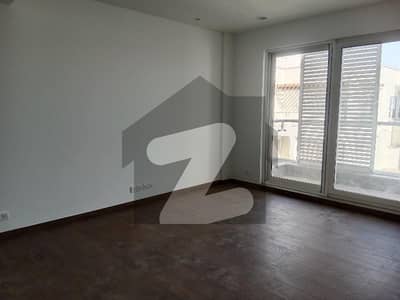 Beautiful Brand New 3 Bed Apartment For Rent