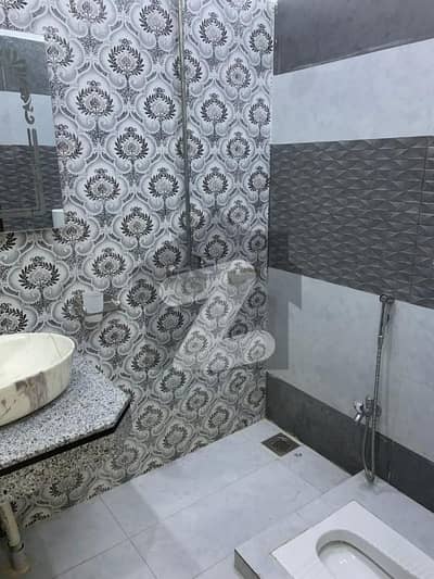 1 KANAL UPPER PORTION FOR RENT IN WAPDA TOWN PHASE 1