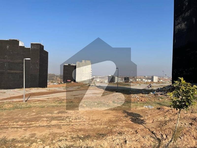 1 Kanal Plot Available For Sale 1 Kanal Plot Available For Sale