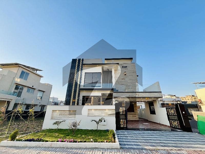 11 MARLA LUXURIOUS HOUSE FOR SALE IN DHA PHASE 1 SECTOR F ISLAMABAD 11 MARLA LUXURIOUS HOUSE FOR SALE IN DHA PHASE 1 SECTOR F ISLAMABAD