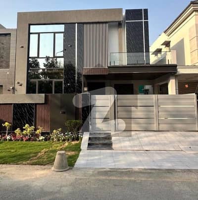 10 Marla Brand New Modern House For Sale