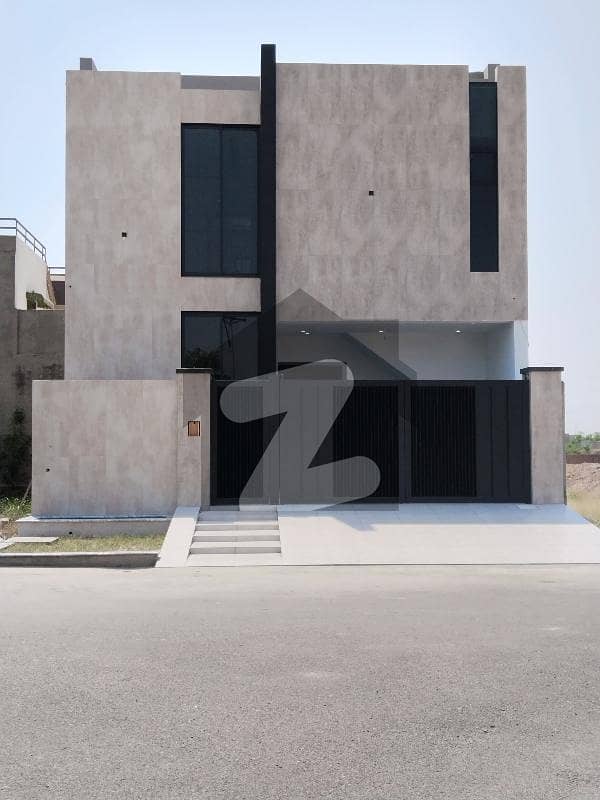 6 Marla Brand New House available for sale in SITARA Valley( Phase 2)shaikhupura Road Faisalabad 6 Marla Brand New House available for sale in SITARA Valley( Phase 2)shaikhupura Road Faisalabad