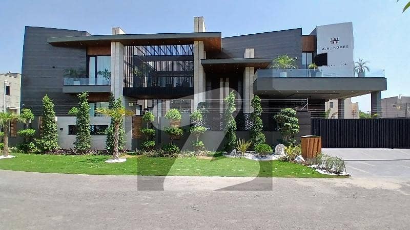 2 Kanal Most Luxrious Fully Furnished Disighner House For Sale