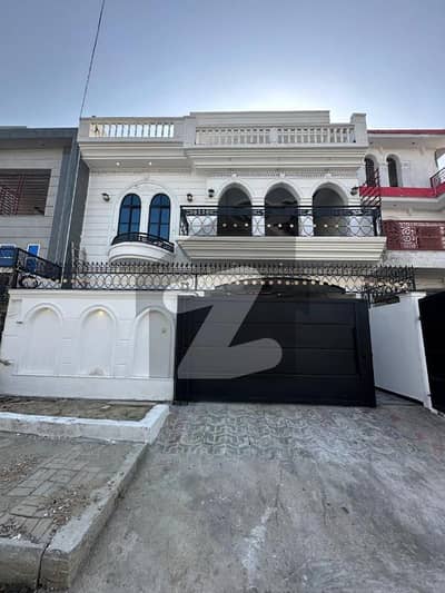 نیو سٹی فیز 2 نیو سٹی,واہ میں 5 کمروں کا 7 مرلہ مکان 2.7 کروڑ میں برائے فروخت۔