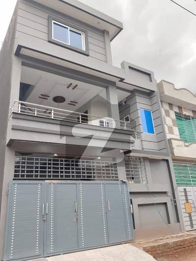 House For Sale In Rs. 17500000 House For Sale In Rs. 17500000