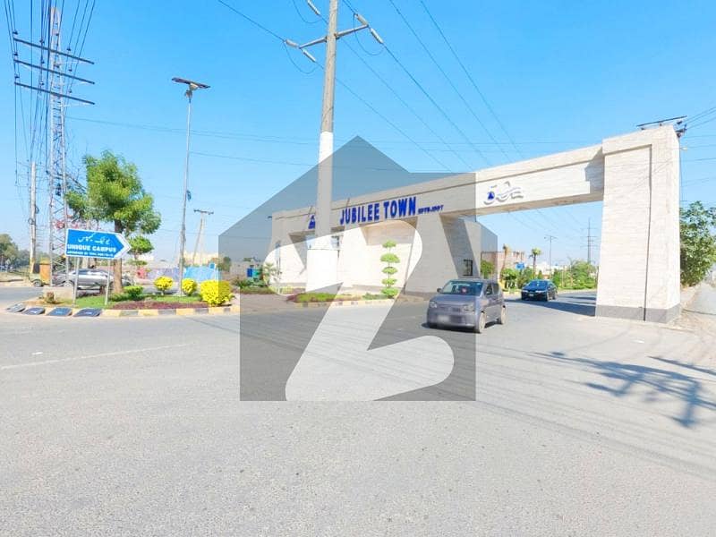 جوبلی ٹاؤن ۔ بلاک ایف جوبلی ٹاؤن,لاہور میں 1 کنال کمرشل پلاٹ 7.0 کروڑ میں برائے فروخت۔ جوبلی ٹاؤن ۔ بلاک ایف جوبلی ٹاؤن,لاہور میں 1 کنال کمرشل پلاٹ 7.0 کروڑ میں برائے فروخت۔