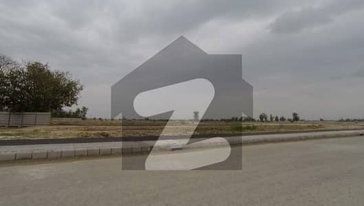 ڈی ایچ اے 9 ٹاؤن - سی سی اے ڈی ایچ اے 9 ٹاؤن,ڈی ایچ اے ڈیفینس,لاہور میں 4 مرلہ کمرشل پلاٹ 5.5 کروڑ میں برائے فروخت۔ ڈی ایچ اے 9 ٹاؤن - سی سی اے ڈی ایچ اے 9 ٹاؤن,ڈی ایچ اے ڈیفینس,لاہور میں 4 مرلہ کمرشل پلاٹ 5.5 کروڑ میں برائے فروخت۔