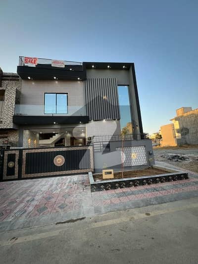 Very Good Location Brand New Short Corner House. Near To Market ,School,And Masjid ,Available Water Gas