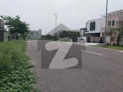 1 Kanal Plot Q-610 For Sale at Prime Location Complete Papers | Direct Owner Meeting Possible 1 Kanal Plot Q-610 For Sale at Prime Location Complete Papers | Direct Owner Meeting Possible