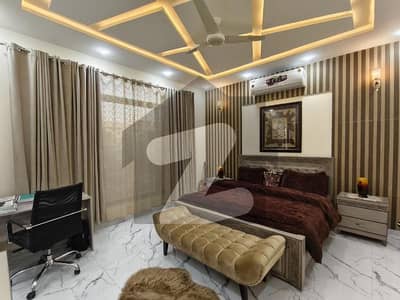 10 Marla Luxury House Available For Sale just 30 Scnd Drive From the Main Gate!! 10 Marla Luxury House Available For Sale just 30 Scnd Drive From the Main Gate!!