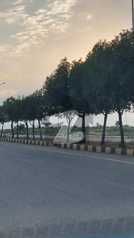 Boulevard With Extraland Paid Plot For Sale