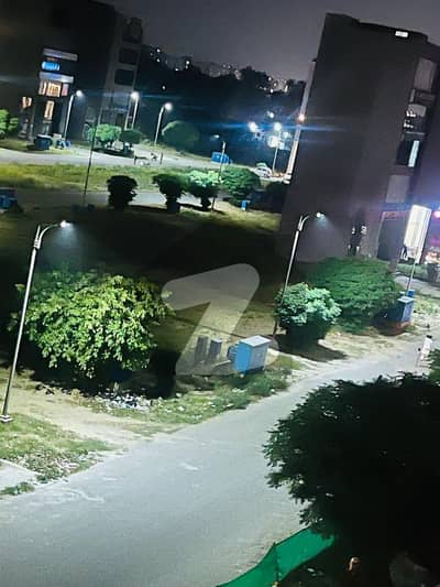 ڈی ایچ اے فیز 6 - سی سی 2 بلاک ڈی ایچ اے فیز 6,ڈیفنس (ڈی ایچ اے),لاہور میں 4 مرلہ کمرشل پلاٹ 6.1 کروڑ میں برائے فروخت۔ ڈی ایچ اے فیز 6 - سی سی 2 بلاک ڈی ایچ اے فیز 6,ڈیفنس (ڈی ایچ اے),لاہور میں 4 مرلہ کمرشل پلاٹ 6.1 کروڑ میں برائے فروخت۔