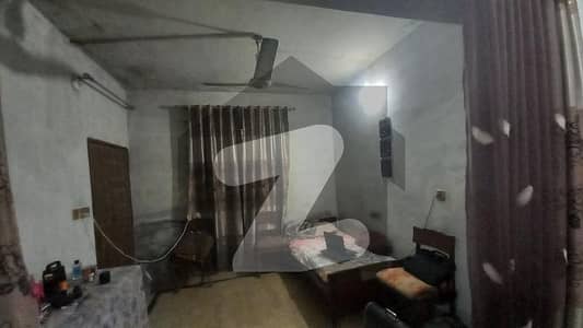 3.5 Marla Double Story House For Sale In Chaman Park Naya Pull Lahore