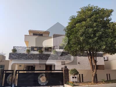 بحریہ ٹاؤن فیز 3 بحریہ ٹاؤن راولپنڈی,راولپنڈی میں 5 کمروں کا 1 کنال مکان 8.5 کروڑ میں برائے فروخت۔ بحریہ ٹاؤن فیز 3 بحریہ ٹاؤن راولپنڈی,راولپنڈی میں 5 کمروں کا 1 کنال مکان 8.5 کروڑ میں برائے فروخت۔