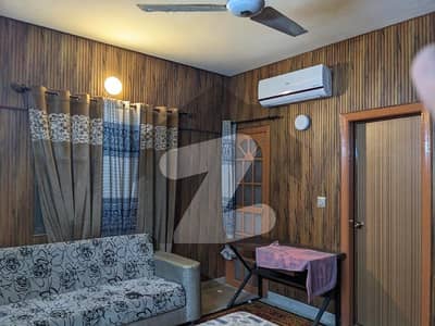 ڈی ایچ اے فیز 7 ڈی ایچ اے ڈیفینس,کراچی میں 3 کمروں کا 4 مرلہ فلیٹ 95.0 ہزار میں کرایہ پر دستیاب ہے۔