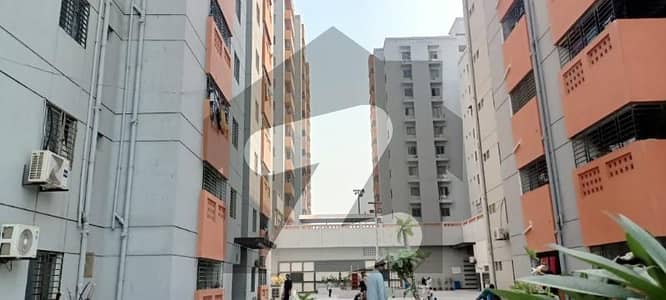 گرے نور ٹاور اینڈ شاپنگ مال سکیم 33,کراچی میں 3 کمروں کا 7 مرلہ فلیٹ 1.55 کروڑ میں برائے فروخت۔ گرے نور ٹاور اینڈ شاپنگ مال سکیم 33,کراچی میں 3 کمروں کا 7 مرلہ فلیٹ 1.55 کروڑ میں برائے فروخت۔