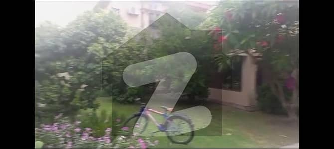 ڈی ایچ اے فیز 3 - بلاک ڈبلیو فیز 3,ڈیفنس (ڈی ایچ اے),لاہور میں 2 کنال رہائشی پلاٹ 13.5 کروڑ میں برائے فروخت۔ ڈی ایچ اے فیز 3 - بلاک ڈبلیو فیز 3,ڈیفنس (ڈی ایچ اے),لاہور میں 2 کنال رہائشی پلاٹ 13.5 کروڑ میں برائے فروخت۔