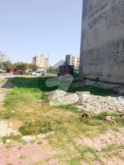 5 Marla Commercial Plot Available For Sale Hub Commercial Double Category (Corner+ Boulevard) 5 Marla Commercial Plot Available For Sale Hub Commercial Double Category (Corner+ Boulevard)