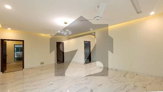 12 Marla 4 Beds Apartment Facing Park Available For Rent In Askari 11 Sector D Lahore 12 Marla 4 Beds Apartment Facing Park Available For Rent In Askari 11 Sector D Lahore