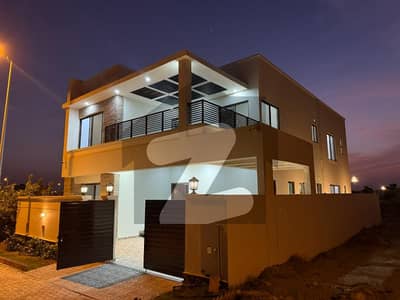 272sq Yd LUXURY VILLA FOR SALE, In Precinct-16. Easy Access To JINNAH AVENUE &Amp; GRAND JAMIA MOSQUE. A-PLUS Construction. 5 Bedrooms, DDL. 8min Drive From Main Gate Of BTK. All Aminities Nearby, Inlcuding PARK, MOSQUE, SCHOOLS And Commercial 272sq Yd LUXURY VILLA FOR SALE, In Precinct-16. Easy Access To JINNAH AVENUE &Amp; GRAND JAMIA MOSQUE. A-PLUS Construction. 5 Bedrooms, DDL. 8min Drive From Main Gate Of BTK. All Aminities Nearby, Inlcuding PARK, MOSQUE, SCHOOLS And Commercial