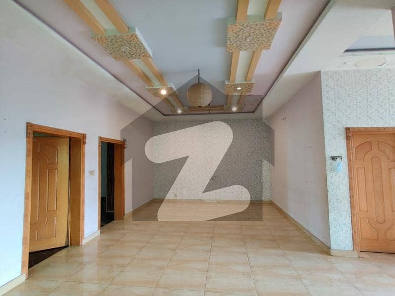 10 Marla (2720 Sq Feet) Owner Built Solid House 10 Marla (2720 Sq Feet) Owner Built Solid House