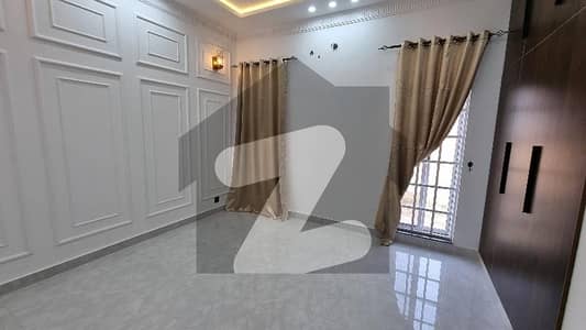Brand New Luxury 12M Upper Portion Available For Rent With Totally Separate Entrance Brand New Portion Brand New Luxury 12M Upper Portion Available For Rent With Totally Separate Entrance Brand New Portion