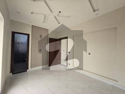 Studio,