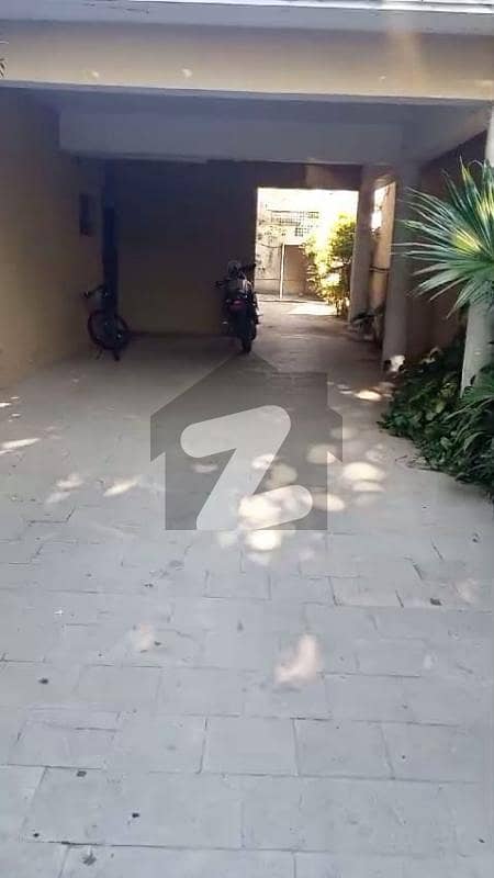 800 Yards Livable House In The Prime Sector E-7 Islamabad 800 Yards Livable House In The Prime Sector E-7 Islamabad