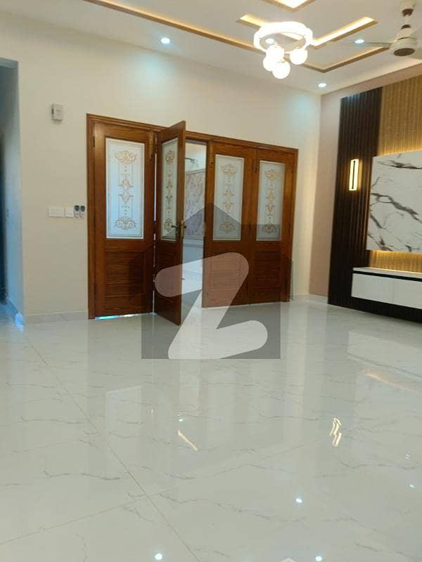 10 Marla Brand New House