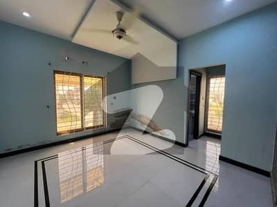 6 Marla Beautiful House Available For Rent In Malik Colony Sialkot