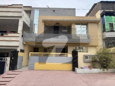نیشنل پولیس فاؤنڈیشن او ۔ 9 اسلام آباد میں 5 کمروں کا 10 مرلہ مکان 3.35 کروڑ میں برائے فروخت۔ نیشنل پولیس فاؤنڈیشن او ۔ 9 اسلام آباد میں 5 کمروں کا 10 مرلہ مکان 3.35 کروڑ میں برائے فروخت۔