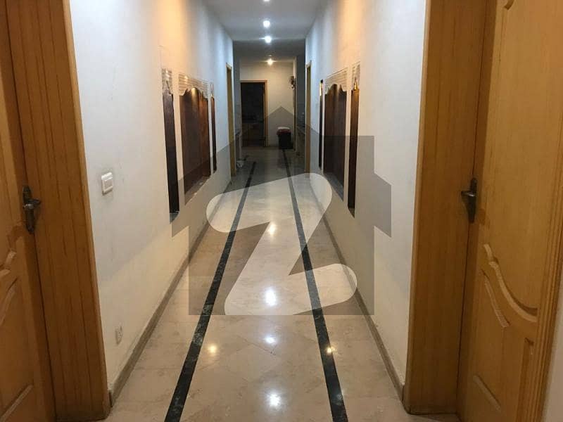 Single Room Furnished Available In DHA Phase 1 Single Room Furnished Available In DHA Phase 1