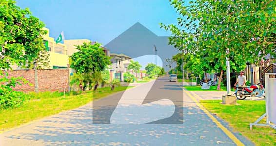ڈی ایچ اے فیز 5 - بلاک جی فیز 5,ڈیفنس (ڈی ایچ اے),لاہور میں 1 کنال رہائشی پلاٹ 5.3 کروڑ میں برائے فروخت۔ ڈی ایچ اے فیز 5 - بلاک جی فیز 5,ڈیفنس (ڈی ایچ اے),لاہور میں 1 کنال رہائشی پلاٹ 5.3 کروڑ میں برائے فروخت۔