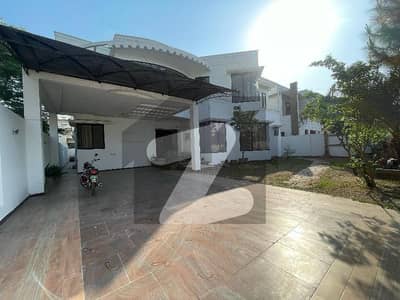 Fair-Priced Facing Park 30 Marla House Available In Rahwali Cantt Fair-Priced Facing Park 30 Marla House Available In Rahwali Cantt