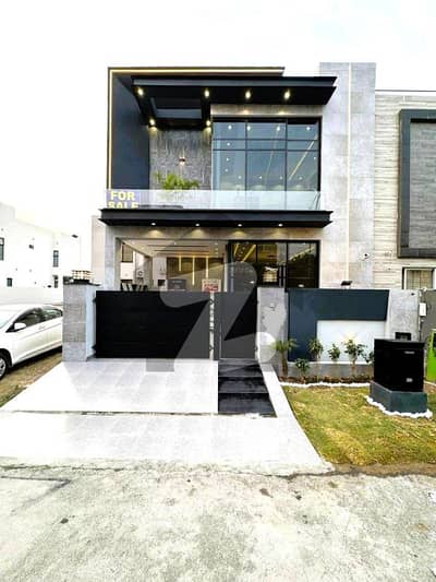Stunning-Bungalow-With-Modern-Amenities!