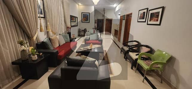 GULISTAN E JOUHAR BLOCK# 15 300 SQ YARDS GROUND FLOOR PORTION FOR SALE