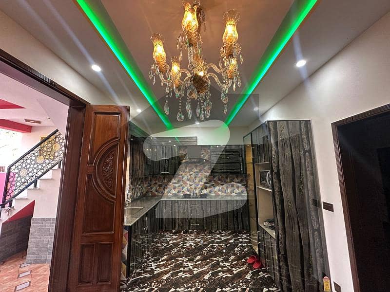 5 Marla Brand New House Ideal Location Available For Sale 5 Marla Brand New House Ideal Location Available For Sale