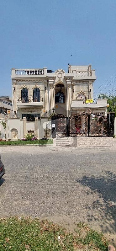 Spanish House 11.55 Marla A+ Quality, Facing Corner House Abu Bakar Block